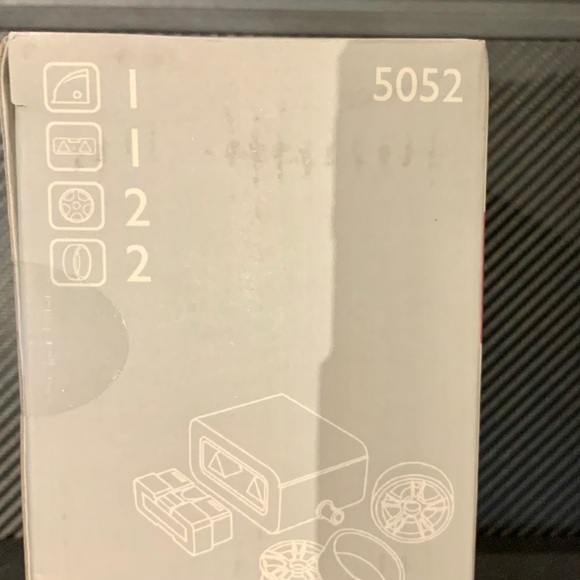 NWT Automoblox Support Block Accessory-Red 5052. - Picture 5 of 5